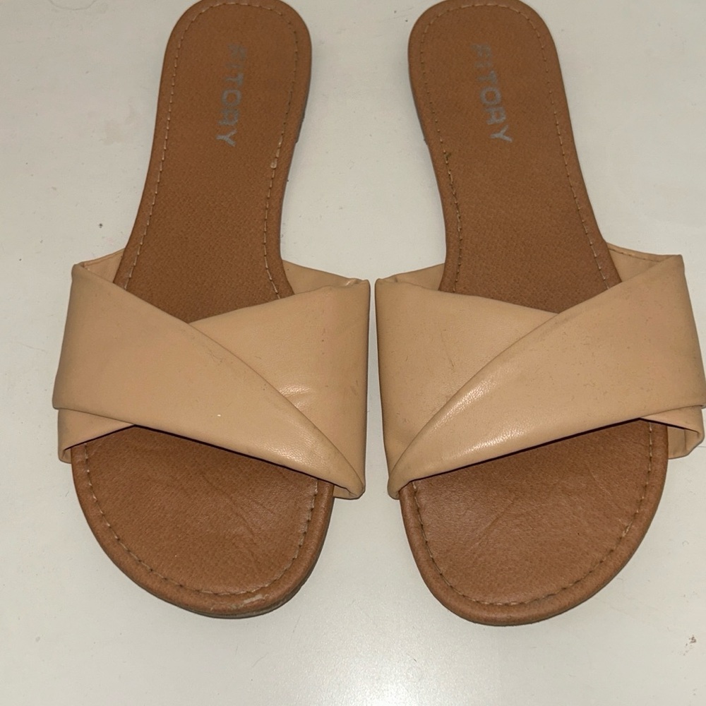 Stylish Tan Women's Sandals